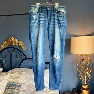 Joe's Jeans Chelsea Straight Leg Distressed Cut 29